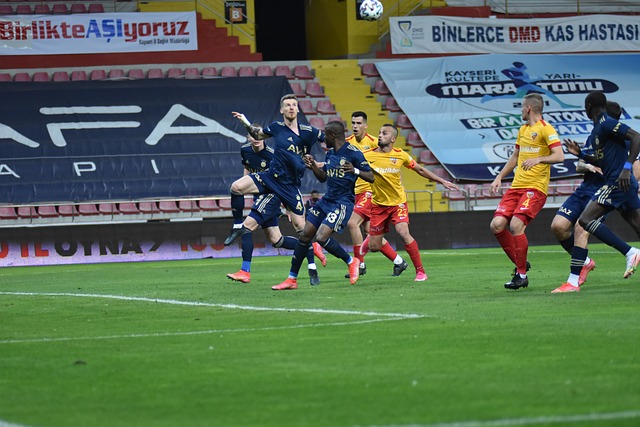 TA：尼潘外租阿贾克斯的可能已消失；曼城考虑是否留埃切韦里